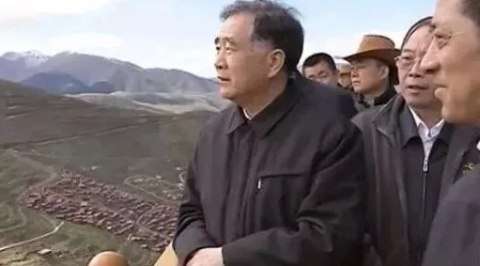 Featured image for “Senior Chinese politician visits Tibet to combat Tibetan nationalism”