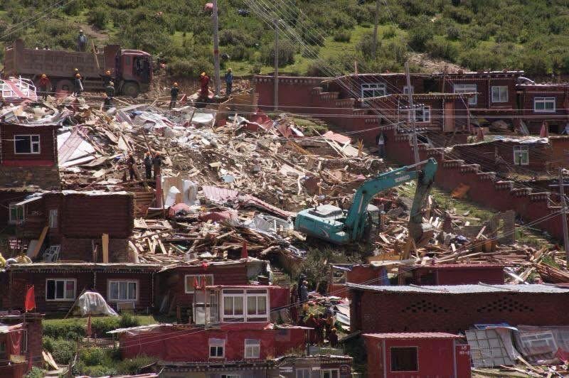 Featured image for “‘Like a hunter preparing to kill an animal’: new wave of demolitions at Larung Gar”